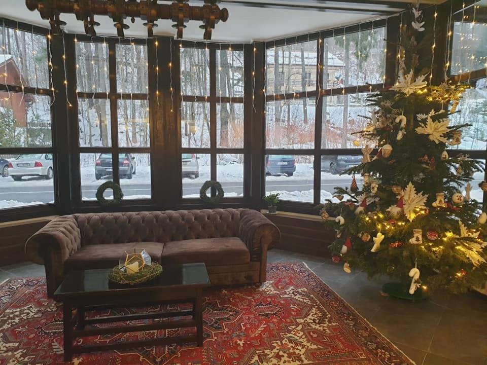 Hotel Regina 시나이아 외부 사진